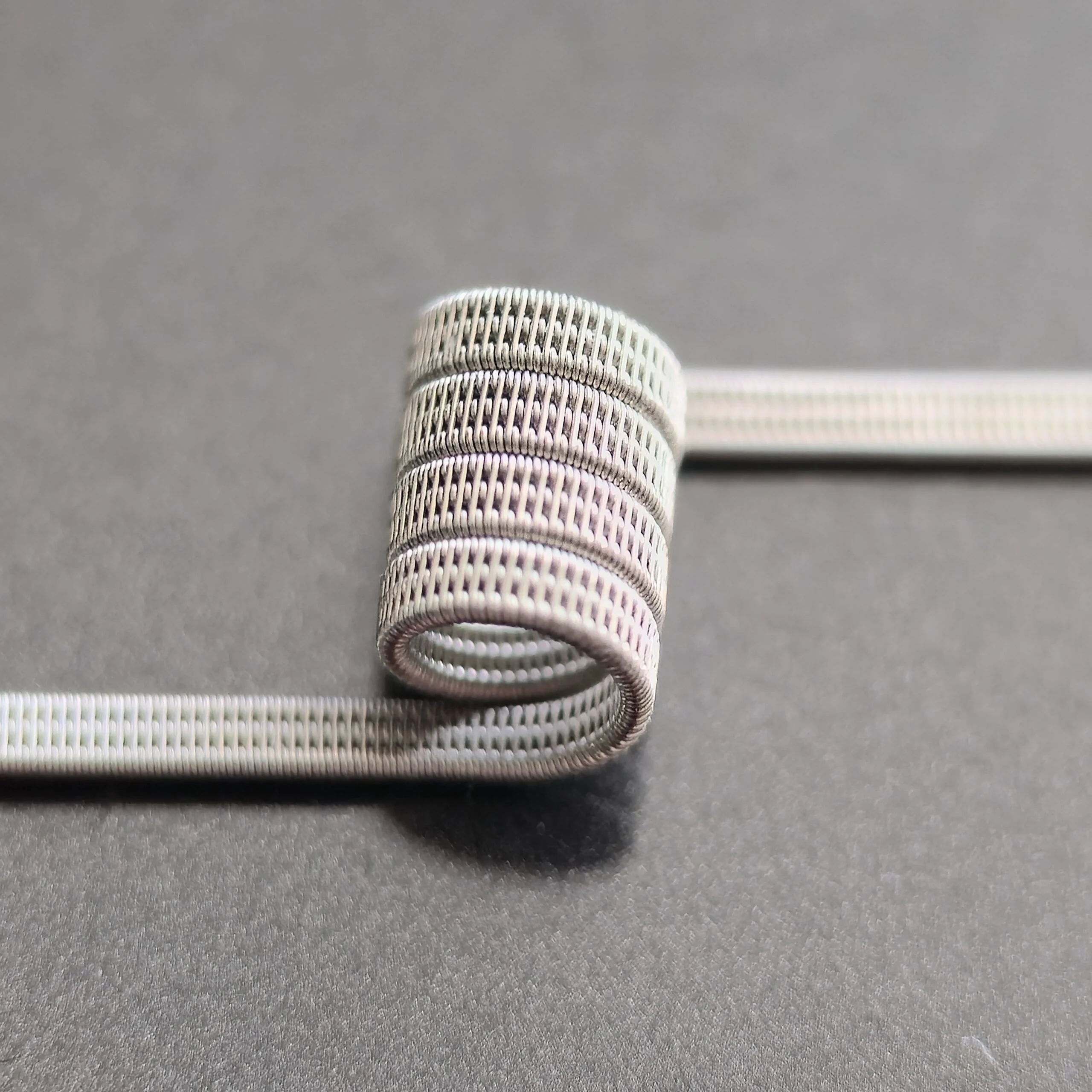 Staggered Tricore NI90 – DL – Pattes opposées